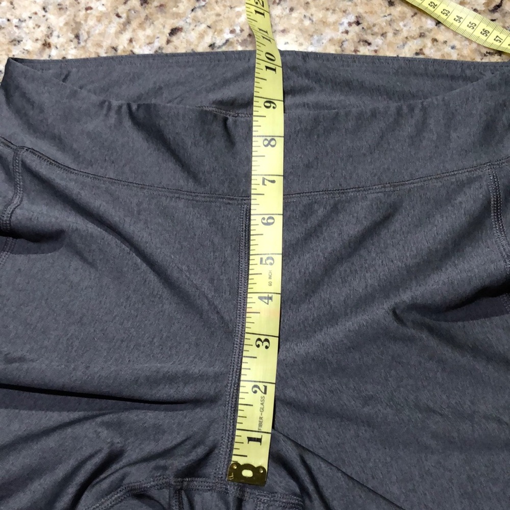 Under Armour Capri - Picture 10 of 10